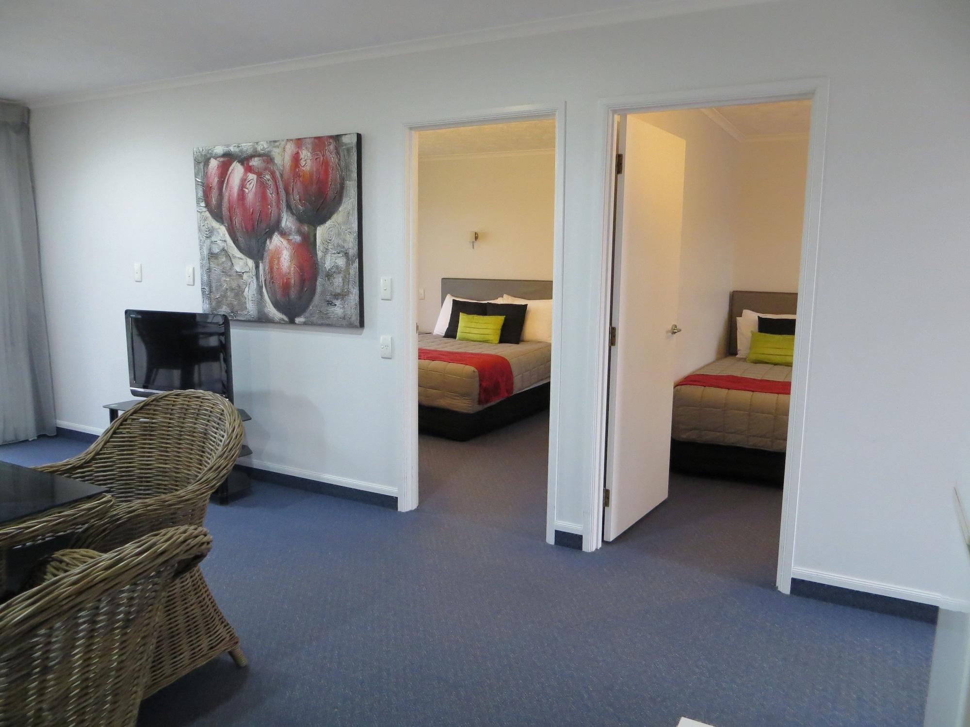 Harbour View Motel On Ahuriri Beach In Napier Nz With Sea View Suites Kültér fotó