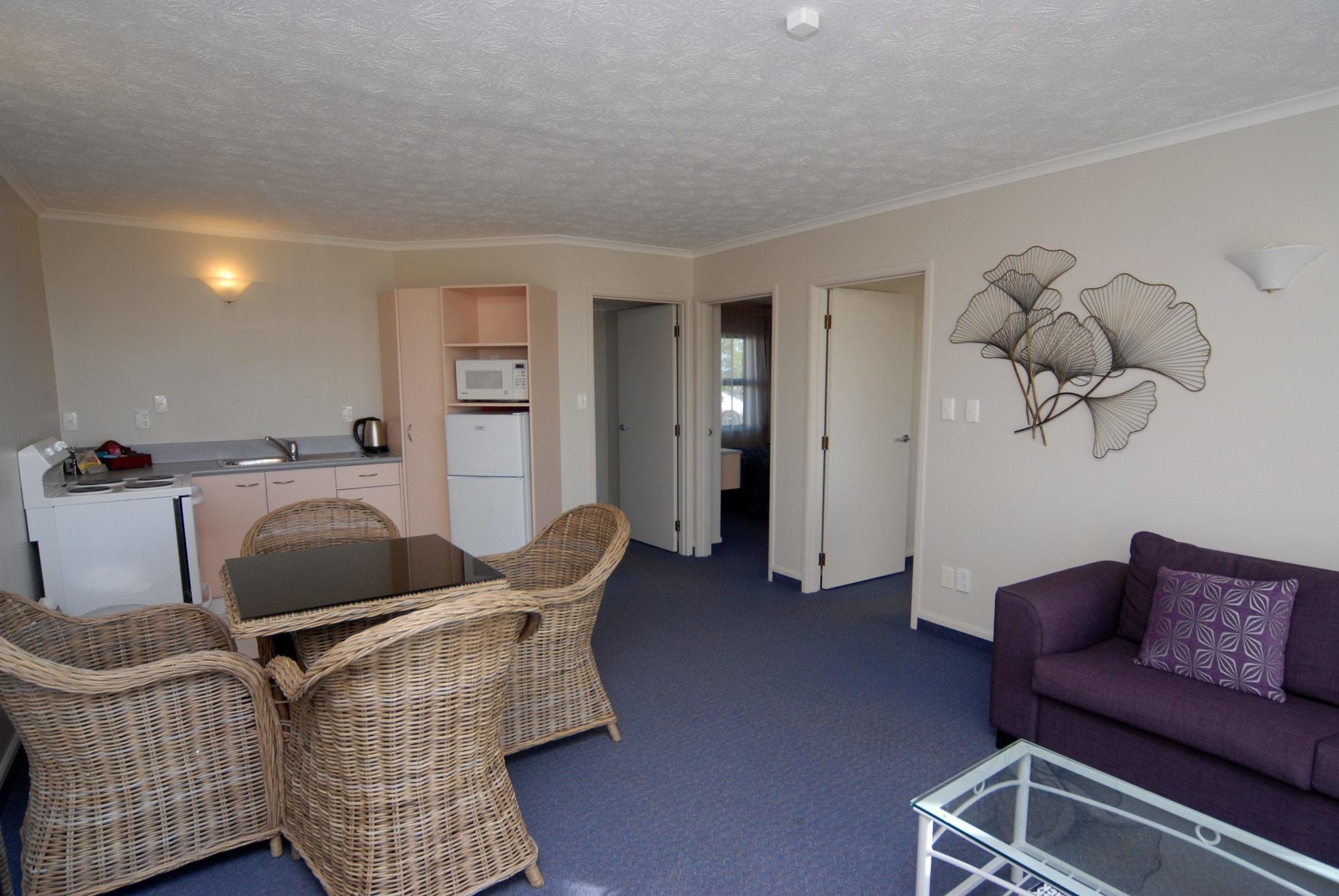 Harbour View Motel On Ahuriri Beach In Napier Nz With Sea View Suites Kültér fotó