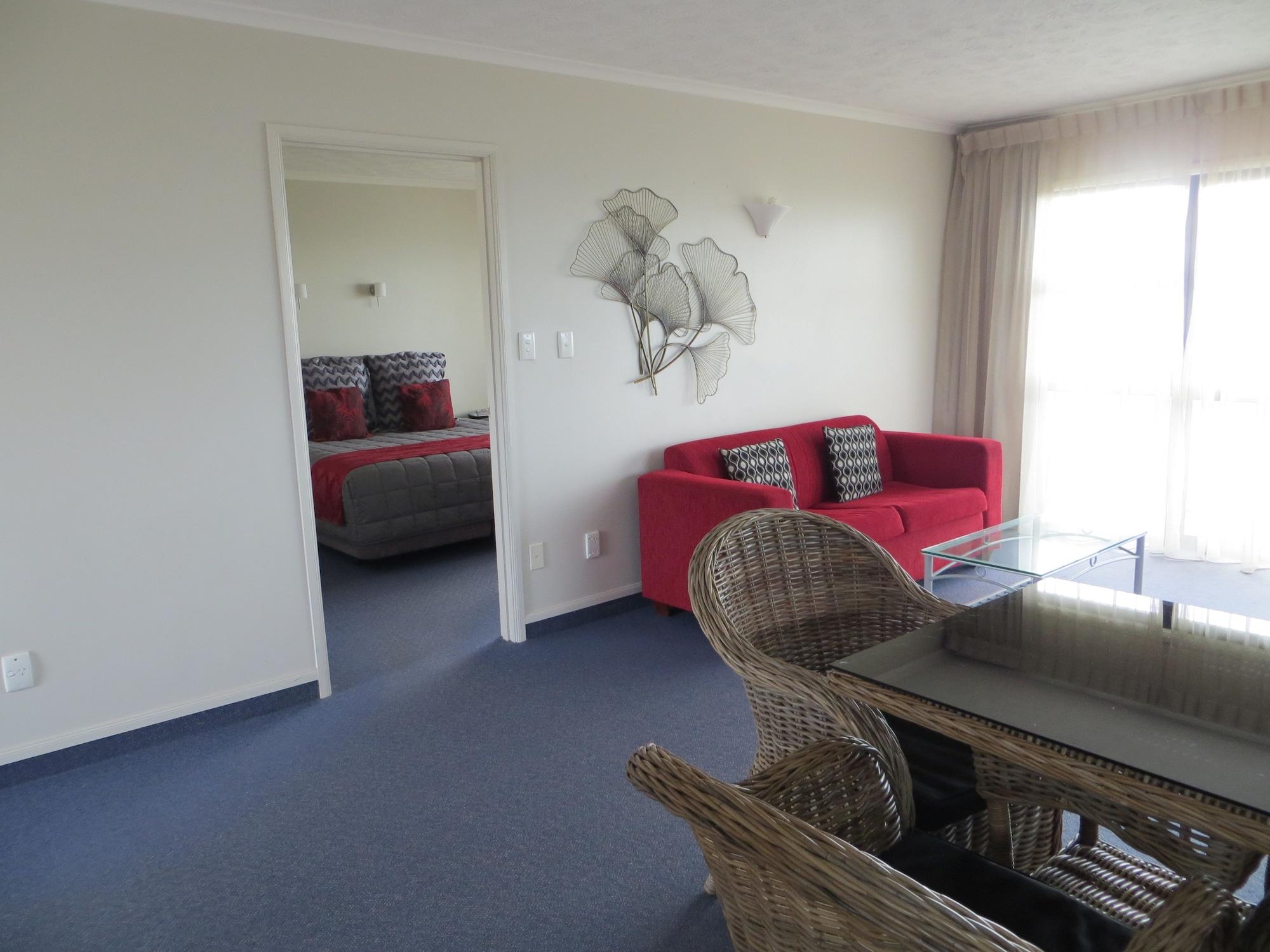Harbour View Motel On Ahuriri Beach In Napier Nz With Sea View Suites Kültér fotó