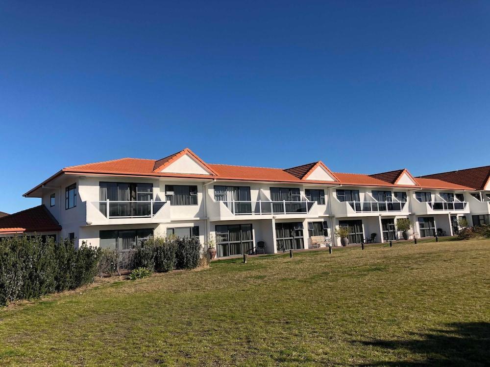 Harbour View Motel On Ahuriri Beach In Napier Nz With Sea View Suites Kültér fotó