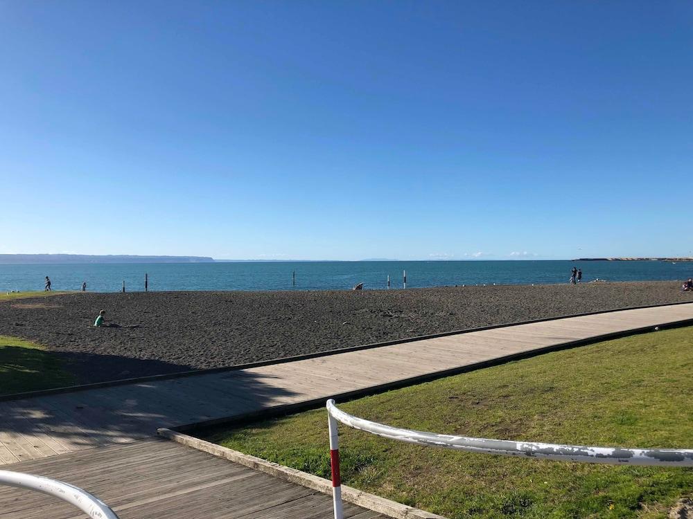 Harbour View Motel On Ahuriri Beach In Napier Nz With Sea View Suites Kültér fotó