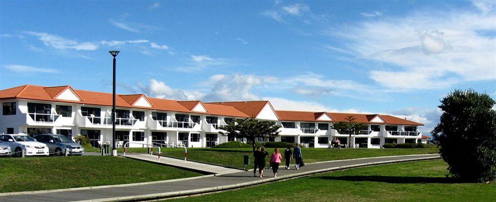 Harbour View Motel On Ahuriri Beach In Napier Nz With Sea View Suites Kültér fotó