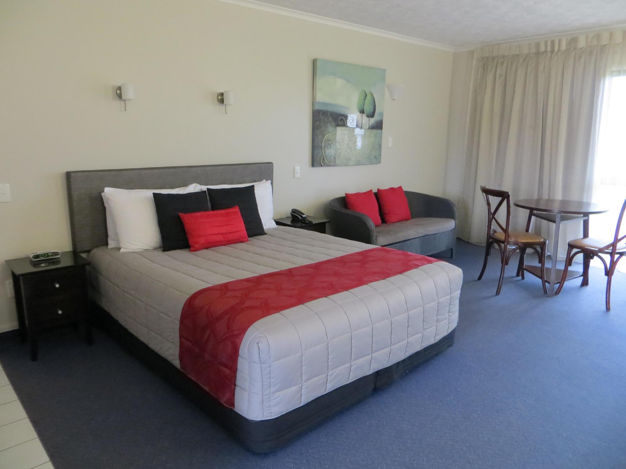 Harbour View Motel On Ahuriri Beach In Napier Nz With Sea View Suites Kültér fotó